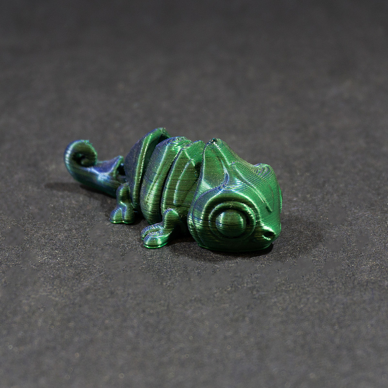 Брелок хамелеон