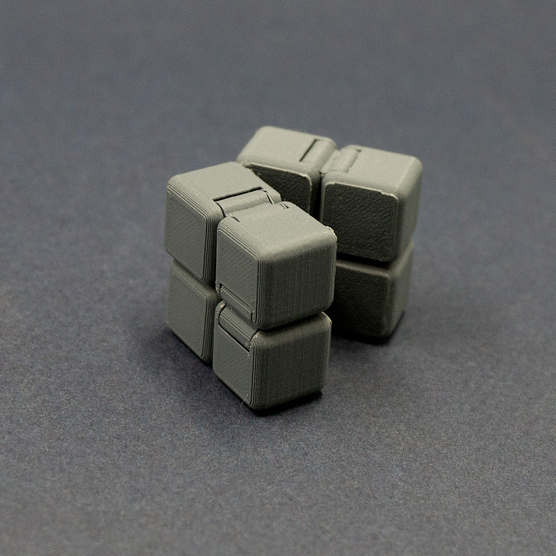 Кубик маленький