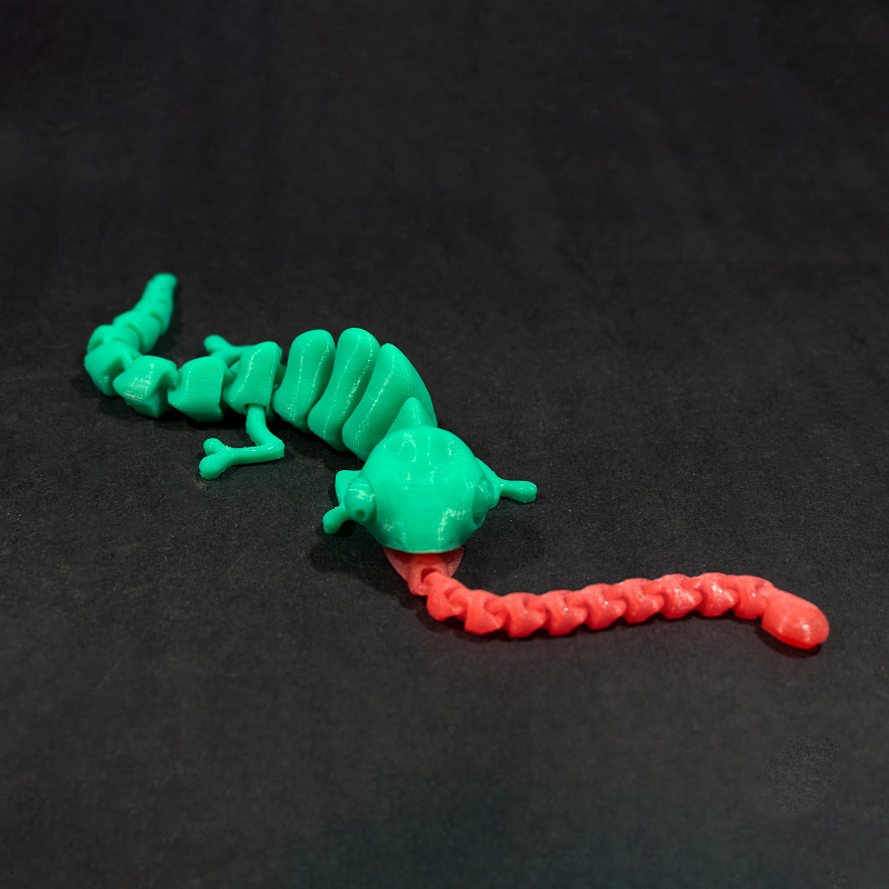 Хамелеон с языком